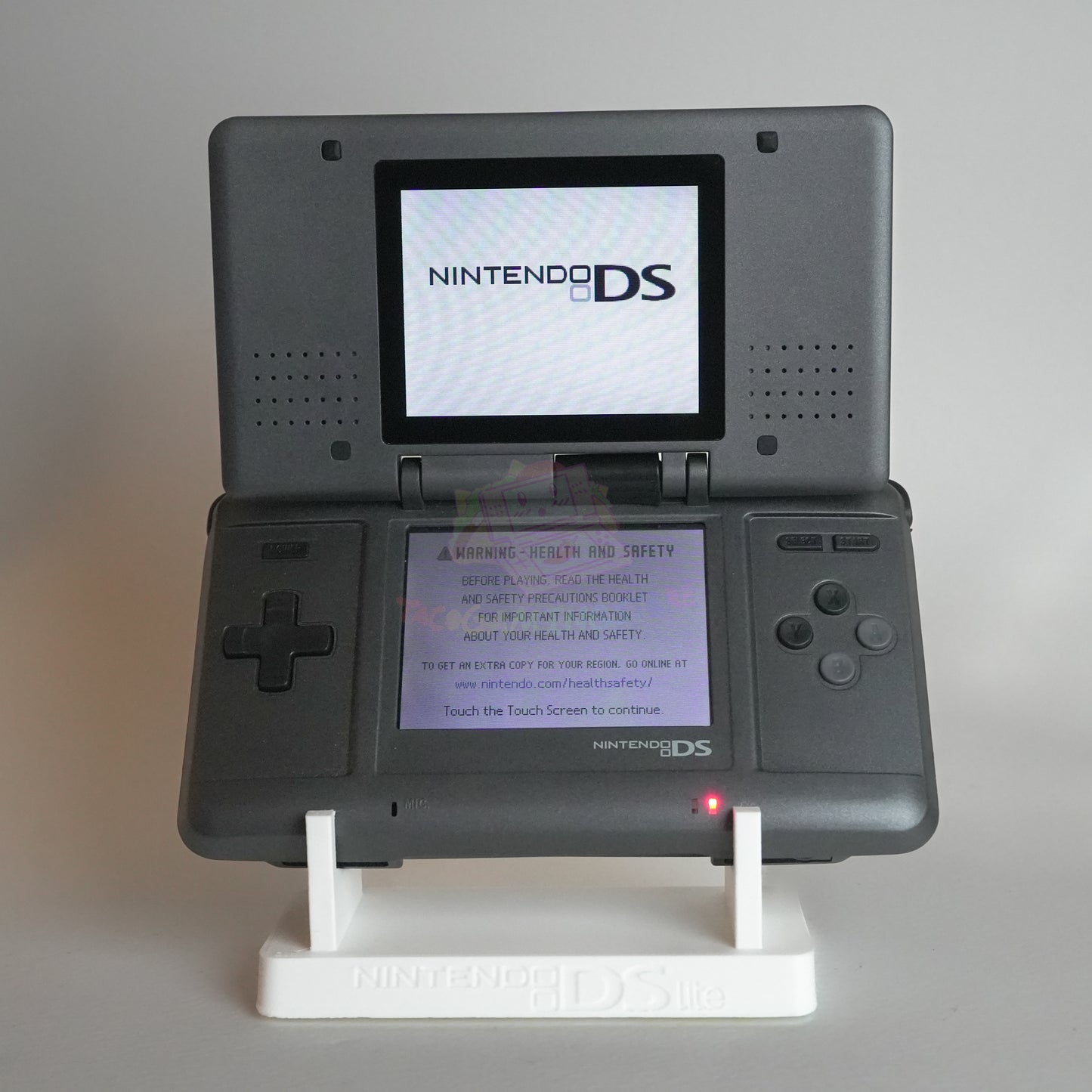 Nintendo DS Launch Edition Graphite Black Handheld System (FATDS)